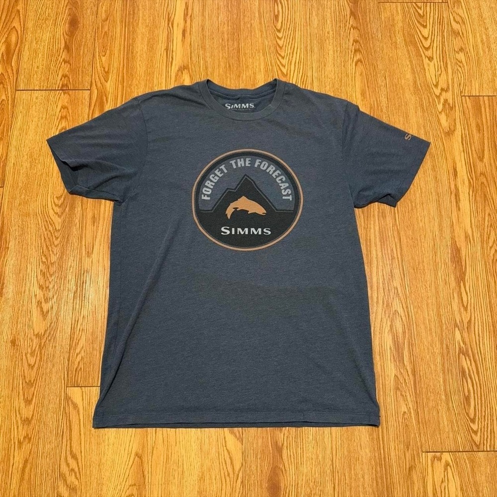 Simms Men's Shirt Graphic Fishing Blue Outdoors Forget the Forecast  Size Medium